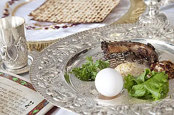 haggadah image